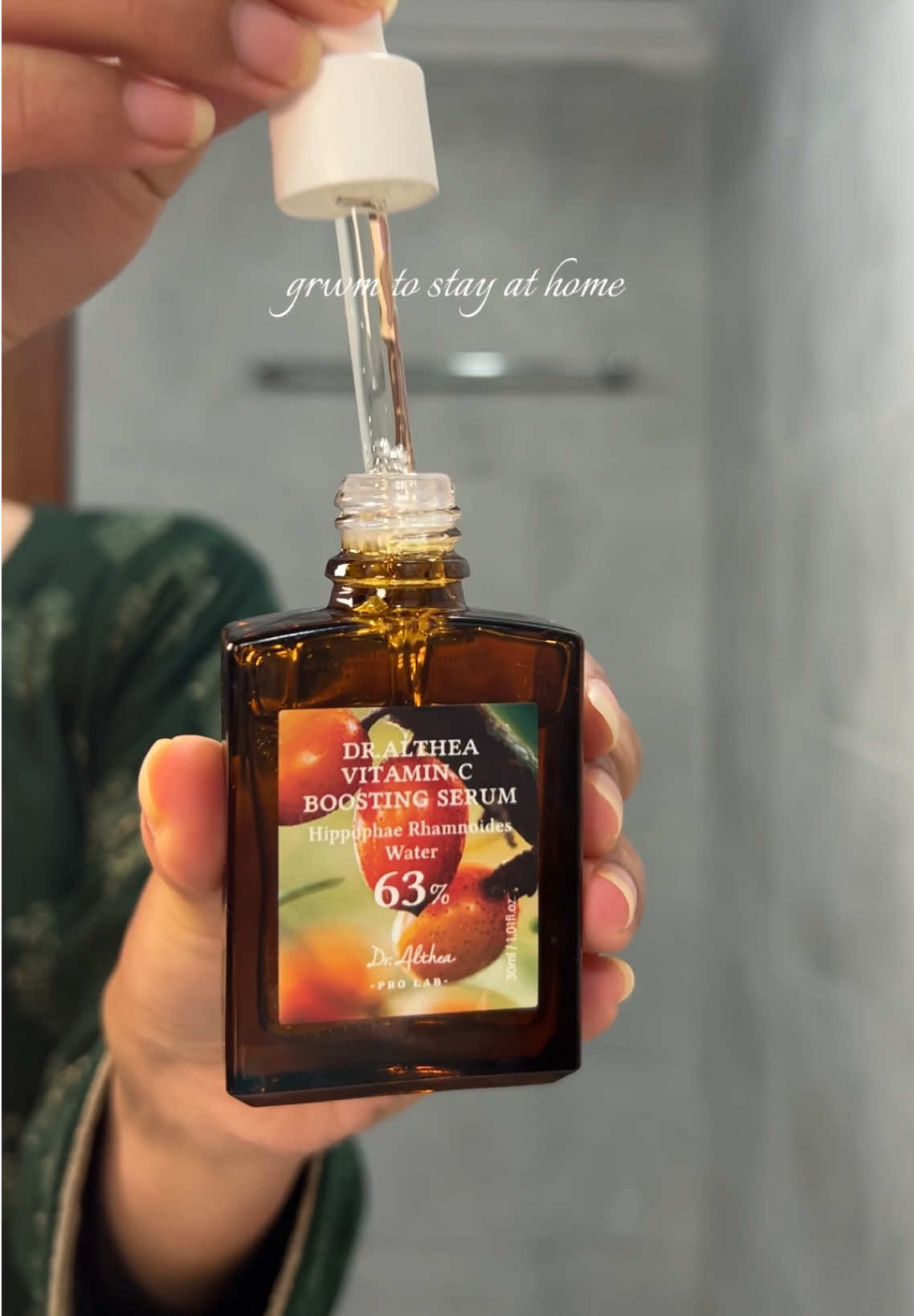 TikTok post by @z4hrh1 for Torriden. Caption reads: [...] PIH  @mixsoon sun serum  @beplain 비플레인....