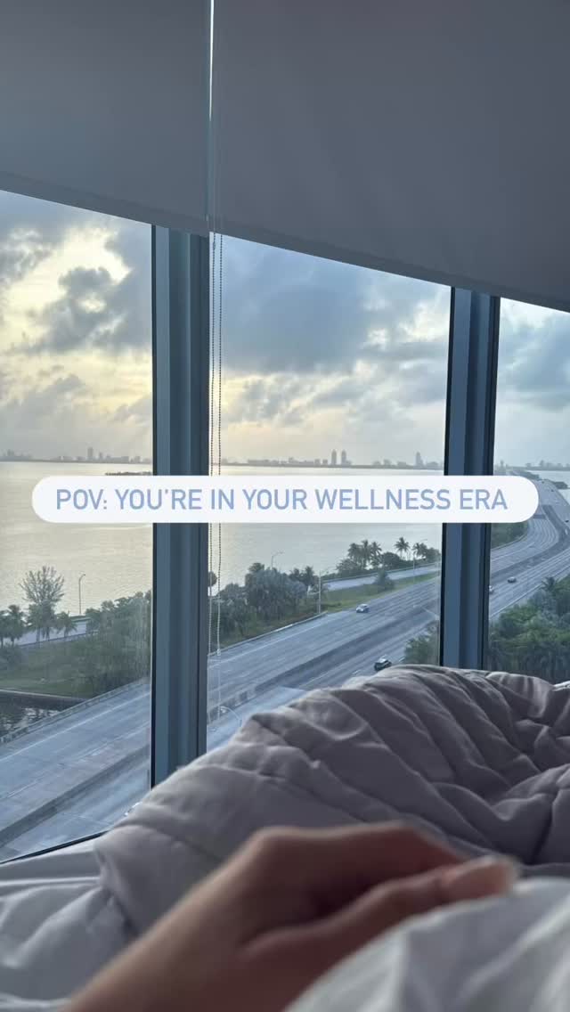 Instagram post by @victoriaposner for Sleepme. Caption reads: [...] actively working on. 🙌🏻 Chilipad by....