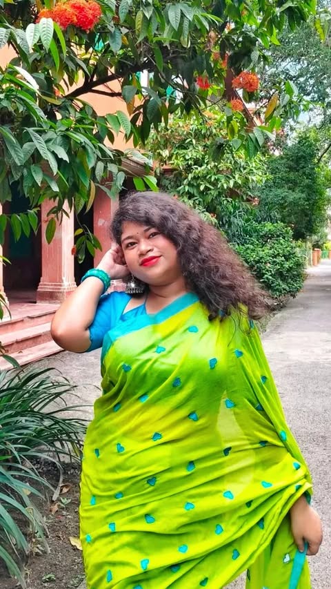 Instagram post by @_bangali___ for Nihar Naturals. Caption reads: Fighting dust and pollution all day @niharnaturals....