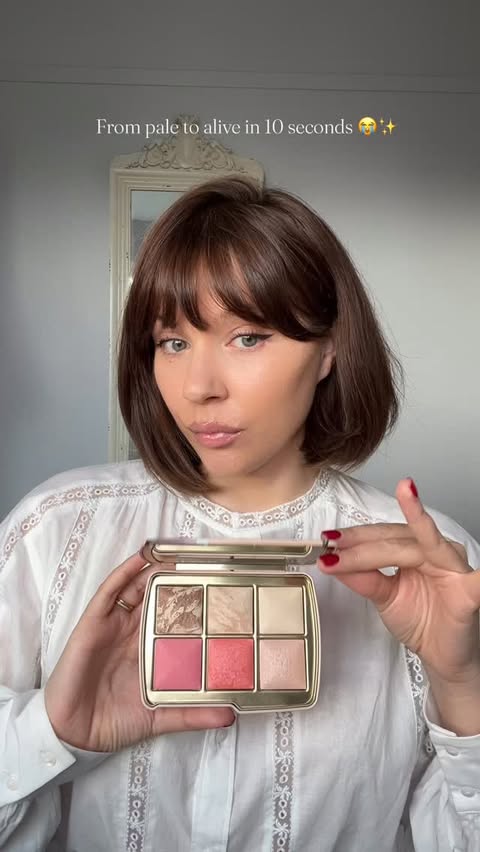 Instagram post by @gabie.godfrey for Hourglass Cosmetics. Caption reads: From pale to alive in 10 seconds with the....