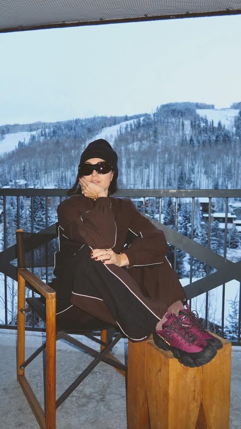 Instagram post by @chelseyjadecurtis for Hunter Boots. Caption reads: get dressed with me 🤍 @overlandsheepskin....