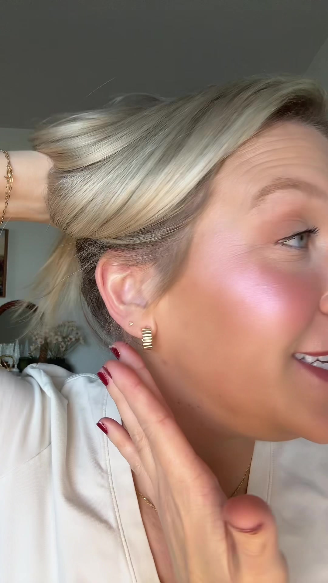 TikTok post by @kaylathiergart for Pavoi. Caption reads: [...] never get over these perfect earrings!....