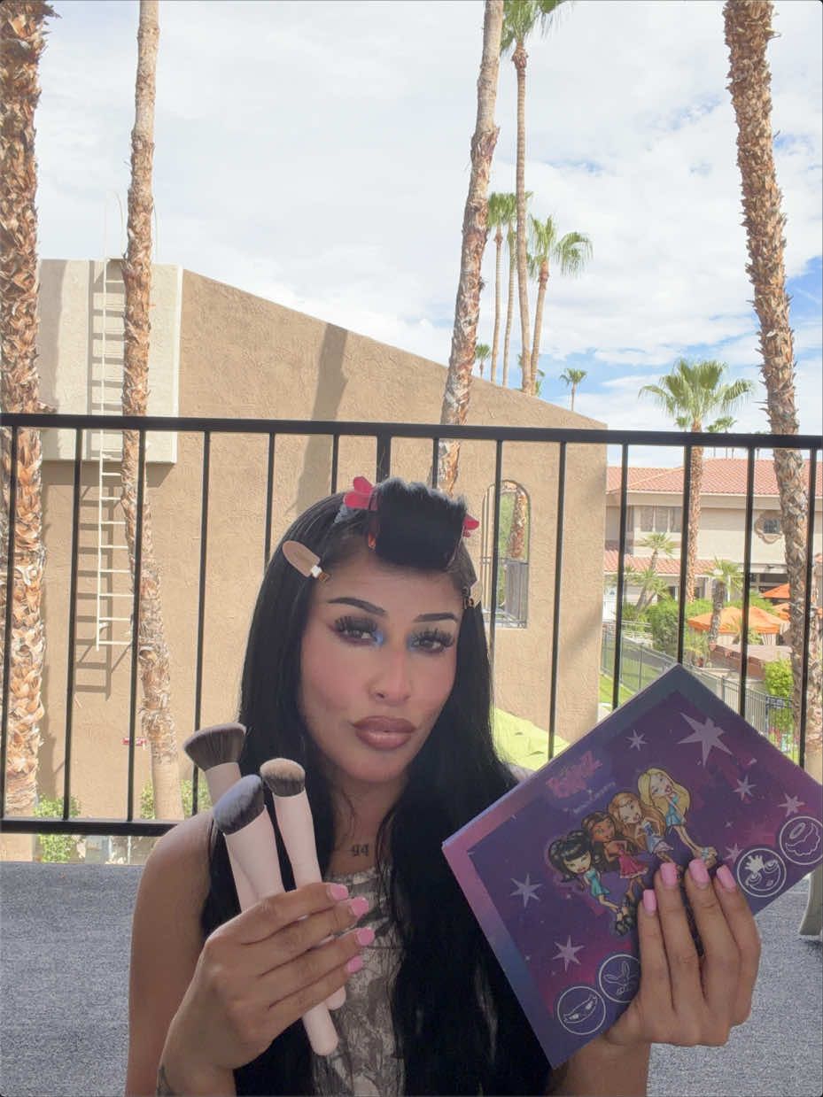 TikTok post by @idomvkeup_ for Ongredients US Store. Caption reads: GRWM in a 100 degree weather ☀️@ongredients US....