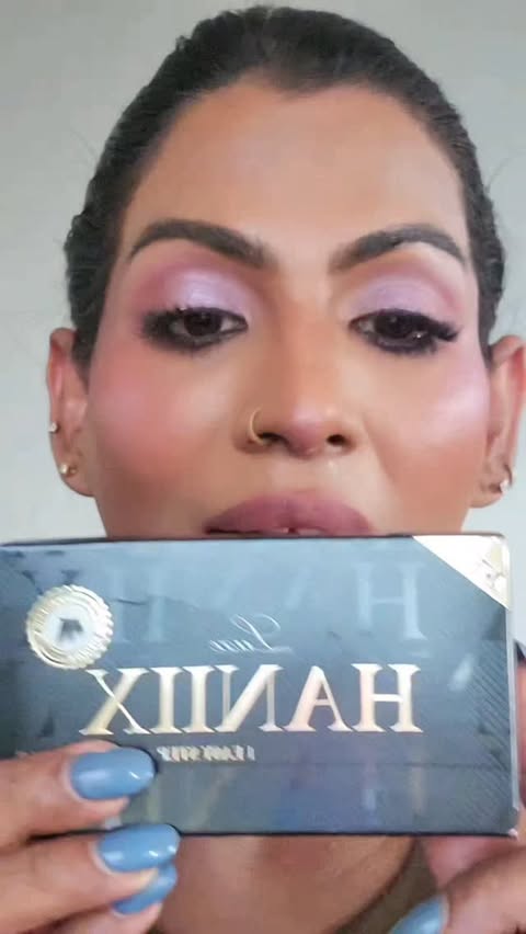 Instagram post by @glamrusdoc for Haniix. Caption reads: Easy & quick false lash application....