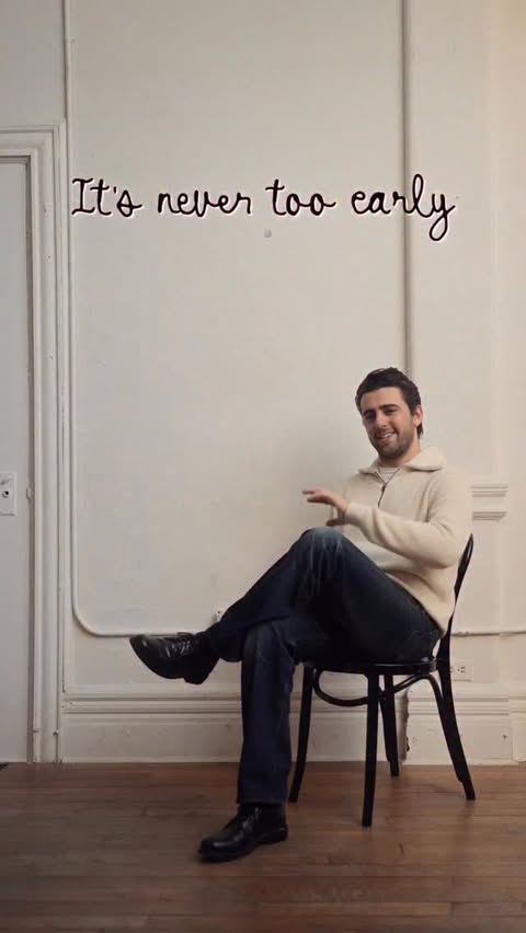 Instagram post by an influencer for Banana Republic. Caption reads: [...] and now that it’s the Banana Republic....