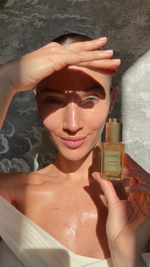 Instagram post by @agata.sieramska for Super-Pharm. Caption reads: Time changes many things, but it also teaches us....