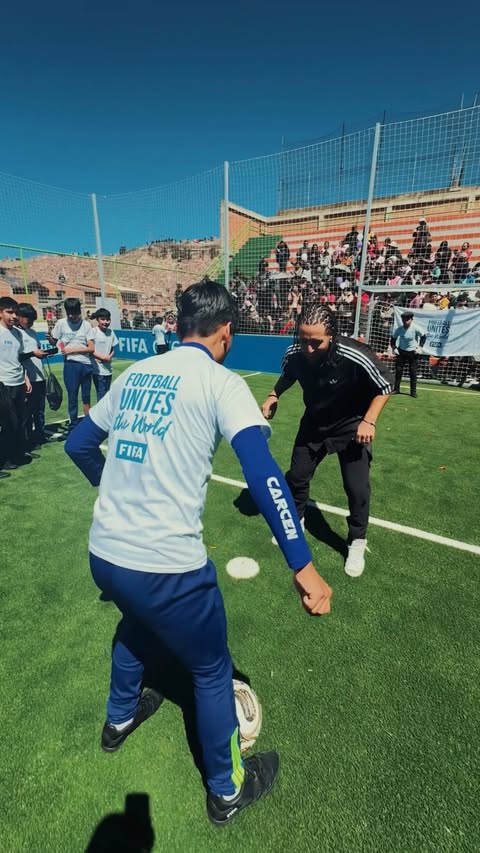 Instagram post by @seanfreestyle for FIFA. Caption reads: [...] breathing was the real challenge 😮‍💨😂....