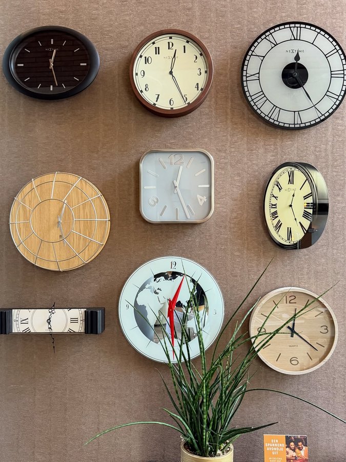 Instagram post by @hazelchoiii for SELF-PORTRAIT. Caption reads: Some absolute random photo dump🥴.