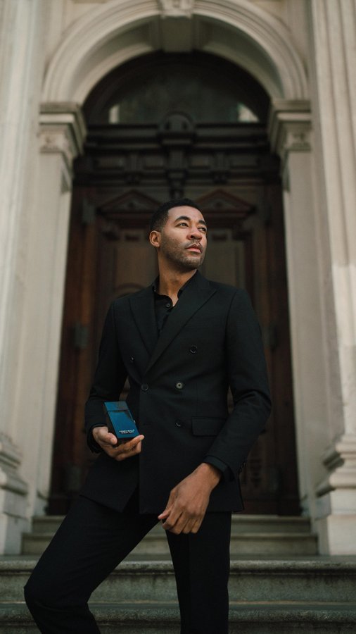 Instagram post by @ryanstylesnyc for Perry Ellis. Caption reads: Bold. Sophisticated. Unforgettable. 

Discover the....