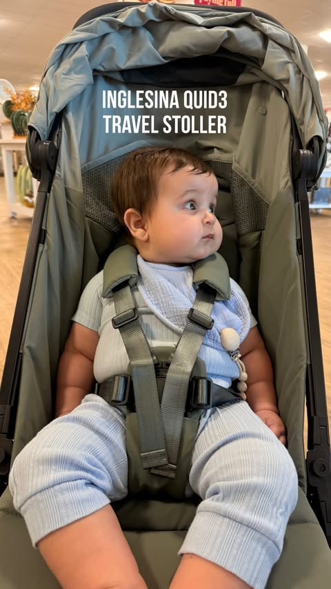 Instagram post by @mrs.isabelabarbosa for Inglesina. Caption reads: [...] in my car and use everywhere.🤍 The....