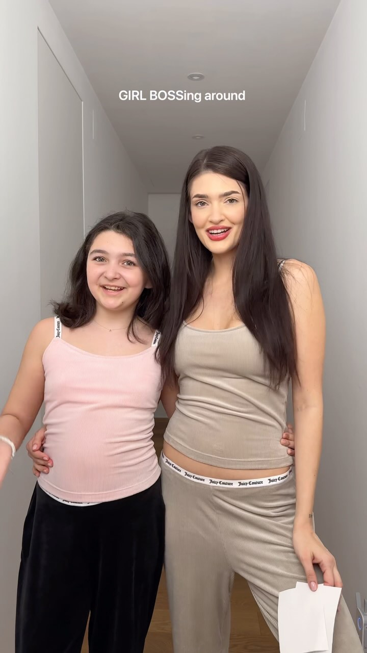 Instagram post by @mariavigheciu for Zalando. Caption reads: ✨ GRL BOSS ✨

Eu si Anais ne-am provocat sa....