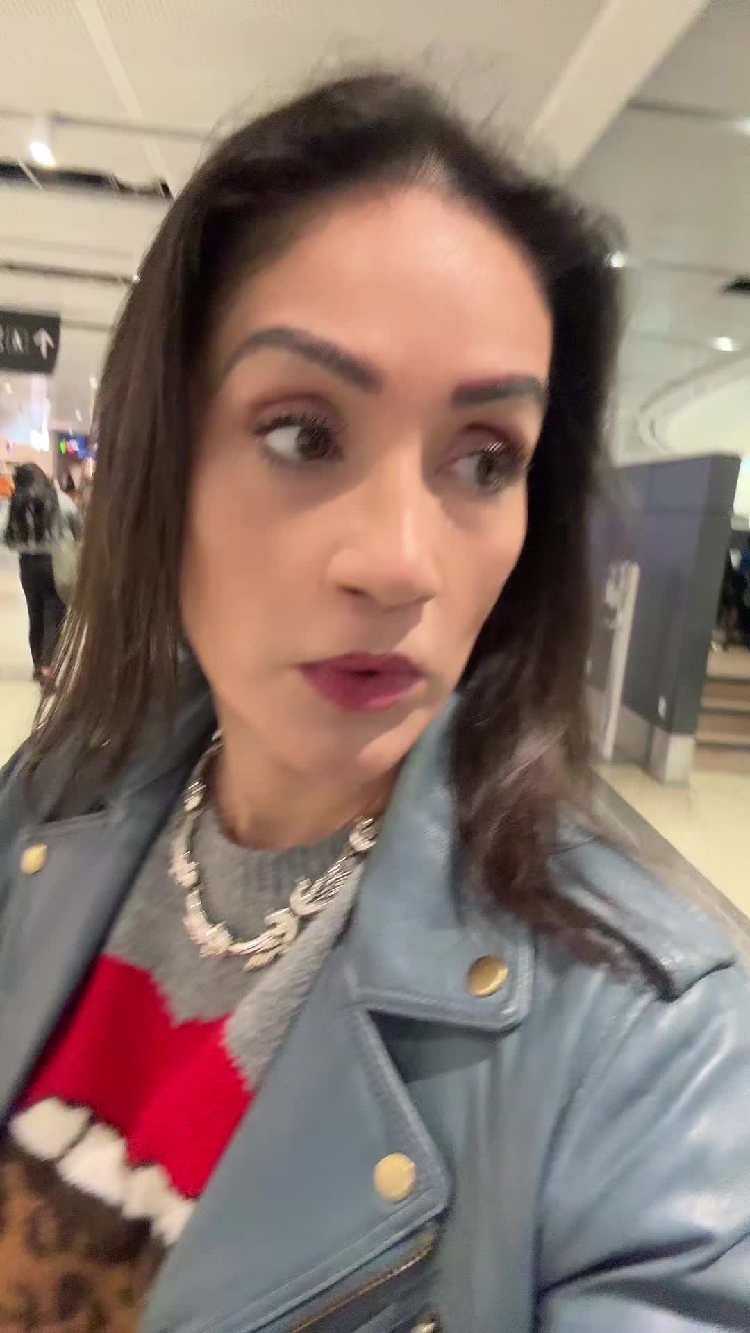 TikTok post by @brisalaregiacharl for ALT. Fragrances. Caption reads: [...] #fragrance #beauty #mujeres @ALT. Fragrances.