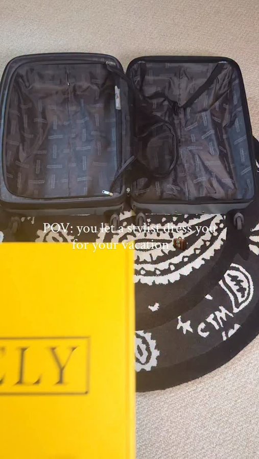 Instagram post by @journeyswithjulian for Stately. Caption reads: Let @stately_men style your next trip 🧳

Save....