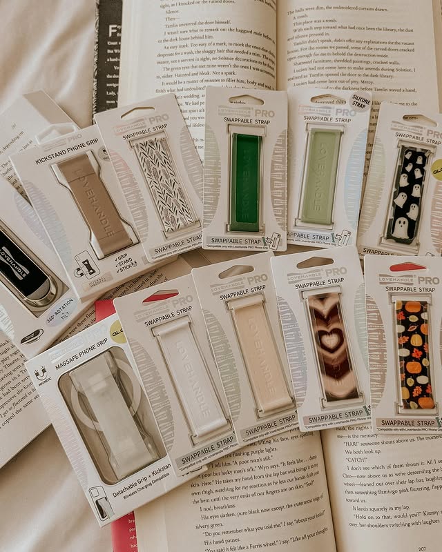 Instagram post by @stephonashelf for LOVEHANDLE. Caption reads: 📱 kindle accessories 📱 Thank you @lovehandle for....