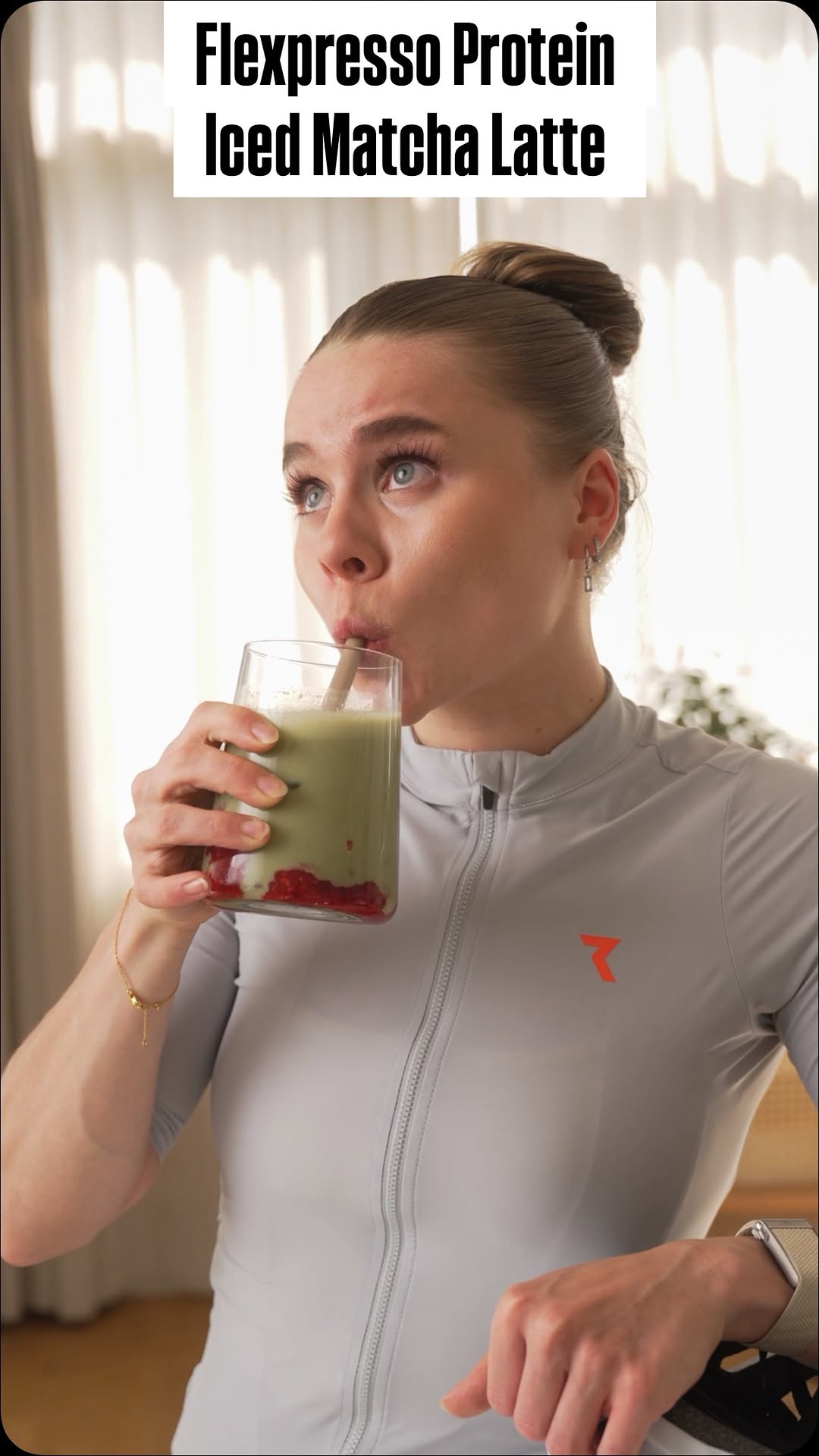 Instagram post by @jessicaabock for Esn. Caption reads: Anzeige! Warte was? Flexpresso MATCHA!?🫡😍

Und....
