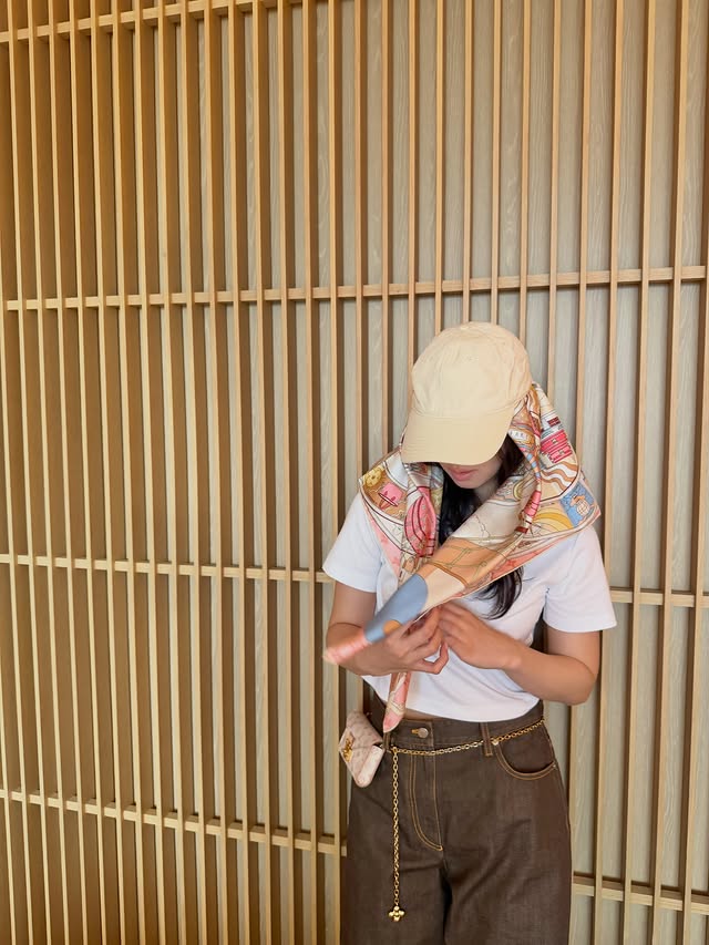 Instagram post by @yokota_mayuu for Louis Vuitton. Caption reads: Summer Kit from LV @louisvuitton #louisvuitton....