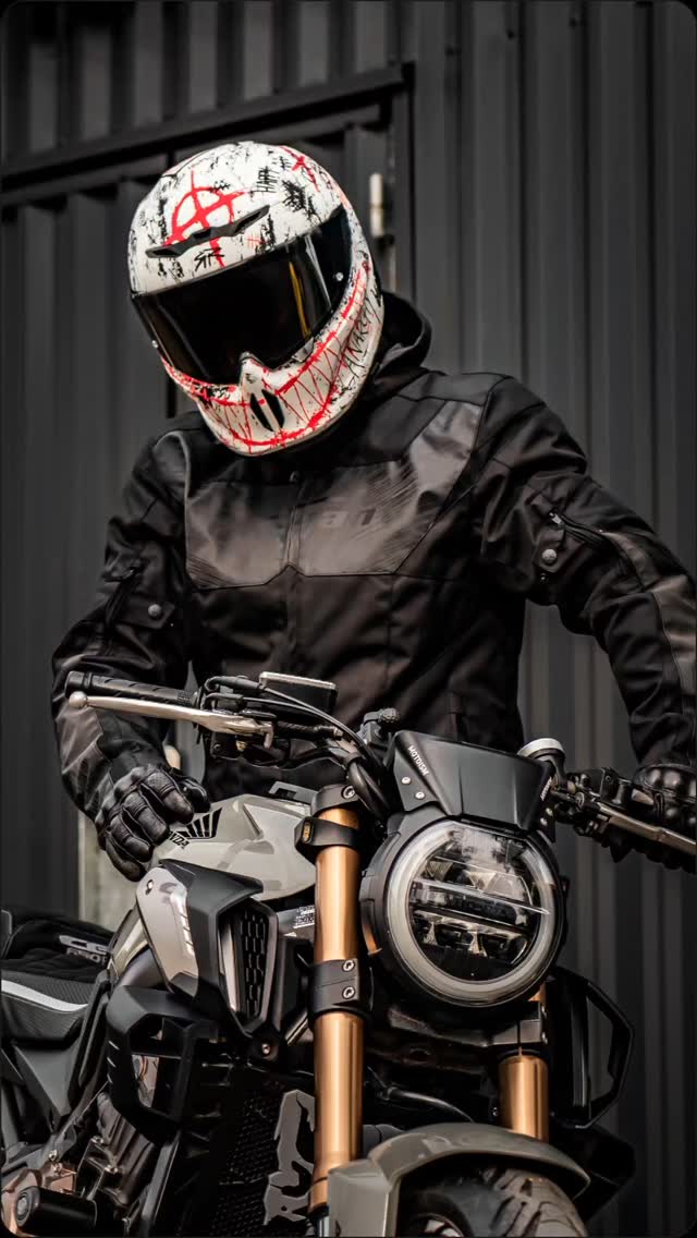 Instagram post by @grey.biker for Furygan. Caption reads: [...] @ruroc -15% GREY15 @streetmotopiece....