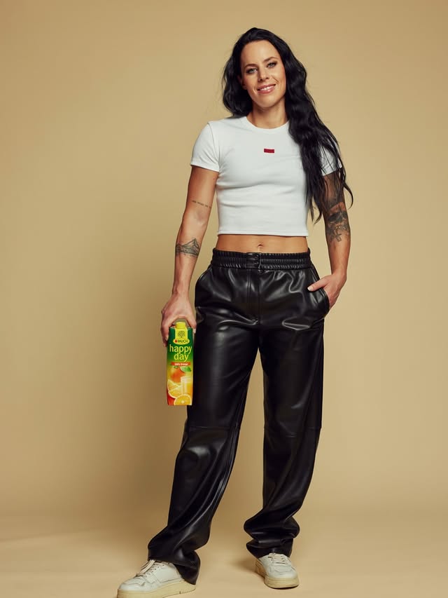 Instagram post by @stephi94brunner for Rauch Fruchtsäfte. Caption reads: SuperG tomorrow 💃🏻 @tarvisioskiworldcup....