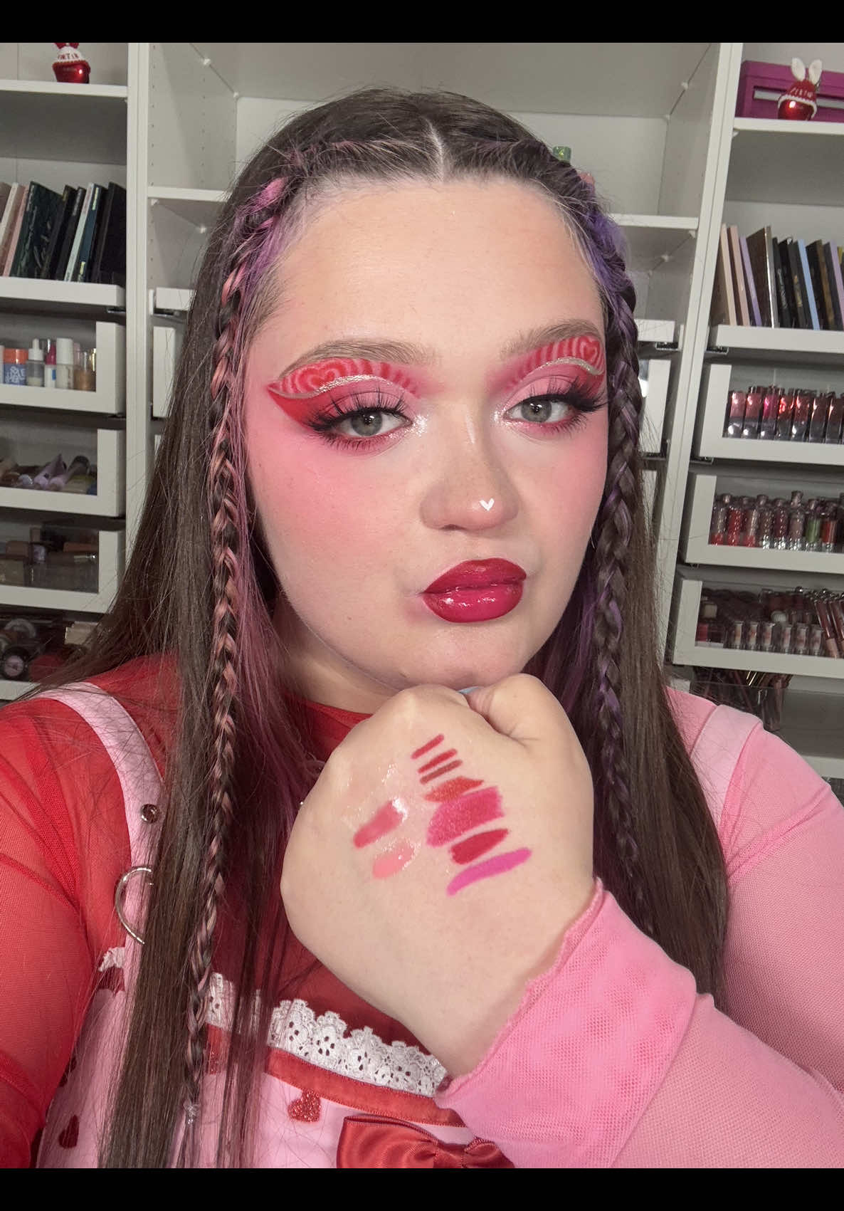 TikTok post by @linsmakeuplooks for MAKEUP BY MARIO. Caption reads: [...] LINS for $ off) #cppartner @makeupbymario....