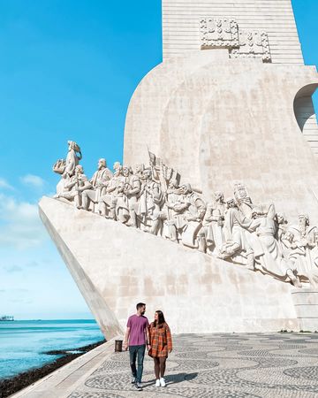 Instagram post by @viajede10 for Visitportugal. Caption reads: El 𝙋𝙖𝙙𝙧𝙖̃𝙤 𝙙𝙤𝙨....