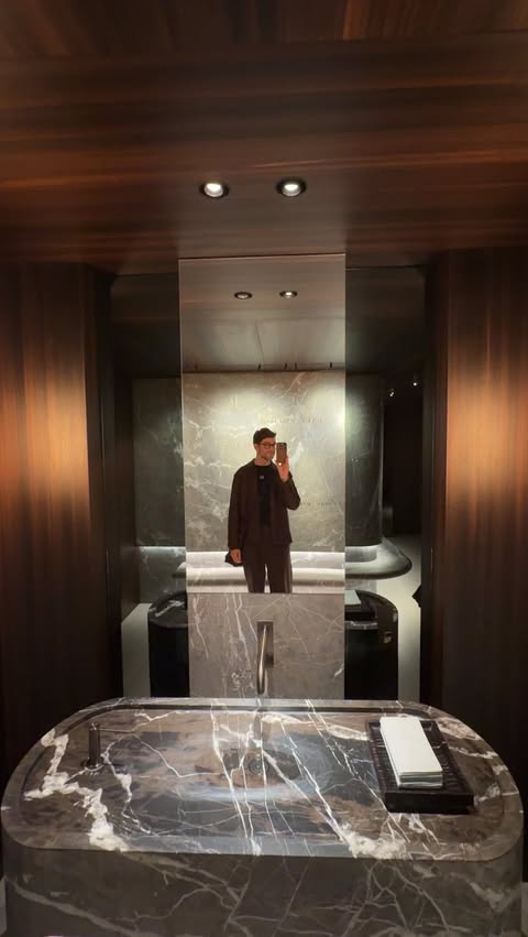 Instagram post by @mikynate for LA MER. Caption reads: [...] I enjoyed a special facial treatment by....