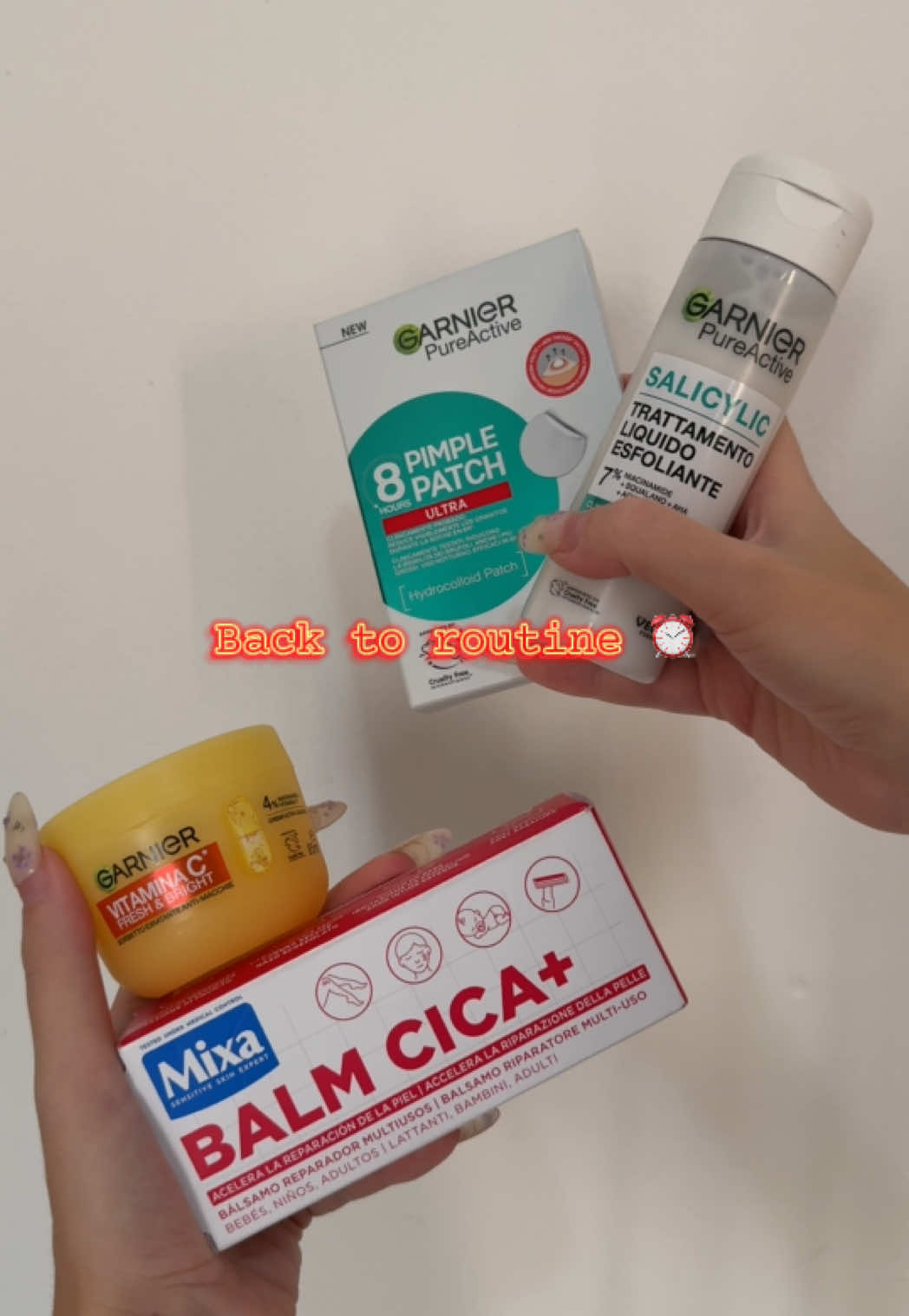 TikTok post by @giorgia.pascarella for garnieritalia. Caption reads: [...] alla routine = kit salvavita! ✨....