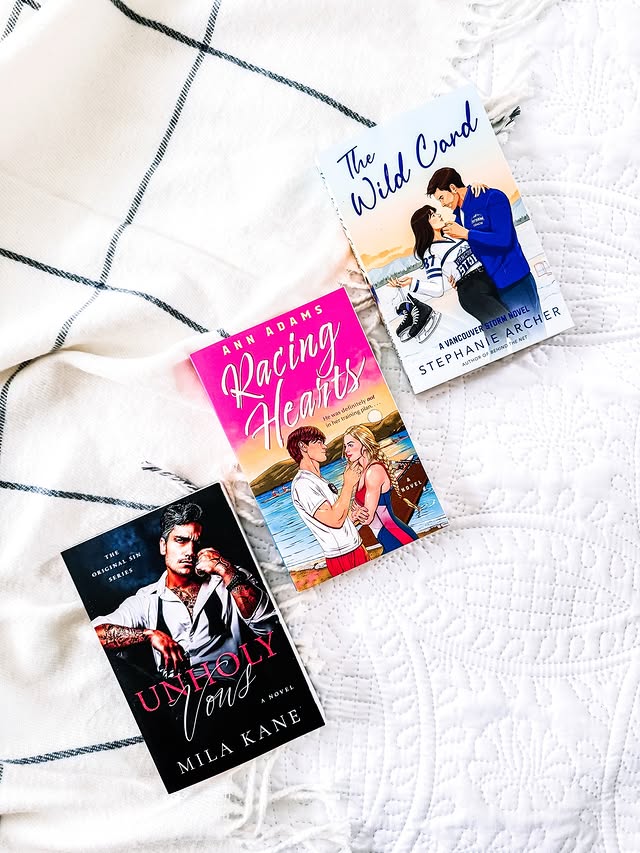 Instagram post by an influencer for Dell Romance. Caption reads: [...] Monday featuring three new @dellromance....