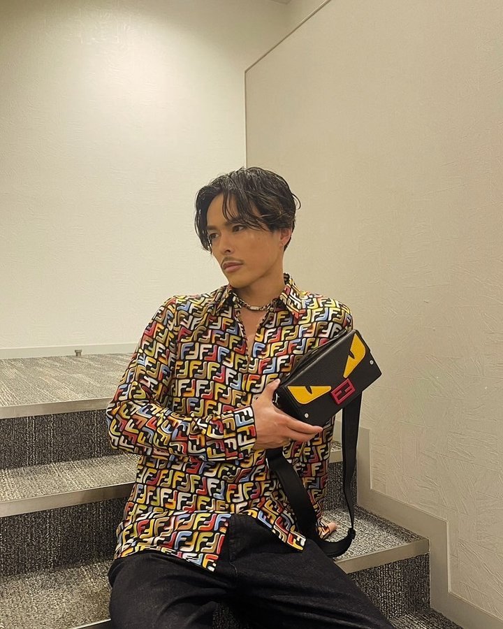 Instagram post by @jsbryuji_official for Fendi. Caption reads: [...] @fendi #fendi #PR.