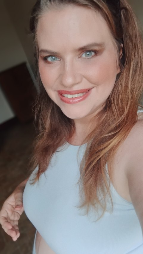 Instagram post by @christinacosgrove11 for Baby Brezza. Caption reads: [...] formula with Robert and the @babybrezza has....