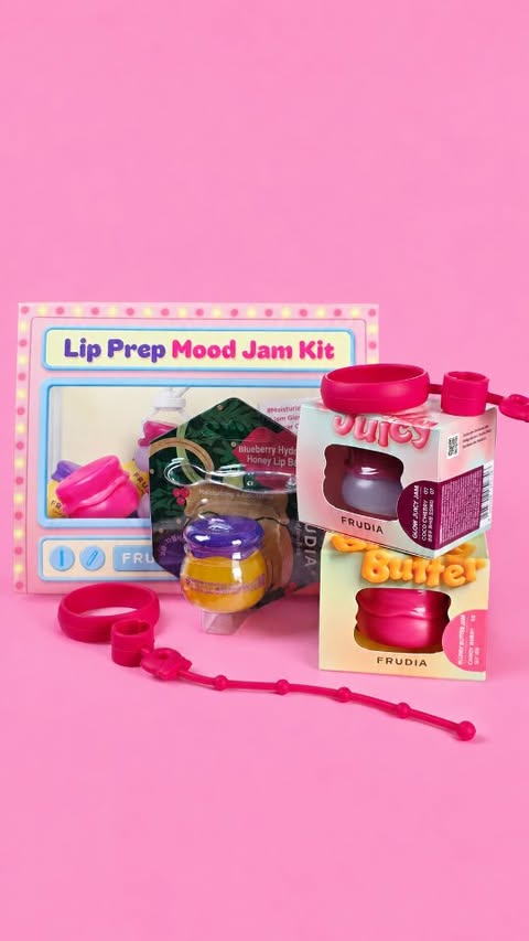Instagram post by @tere_bave for Frudia. Caption reads: [...] lip Moods para traer labios lindos con....