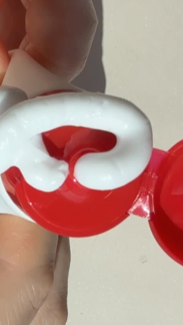 Instagram post by @shereviewsforyou for Dermelect. Caption reads: #ad @dermelect 

Dry hands? Not a problem!....