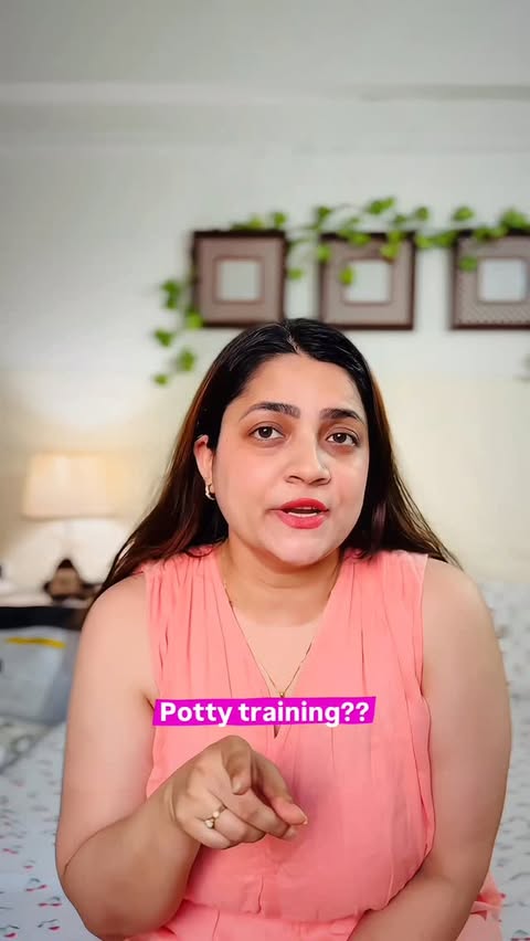 Instagram post by @chic_mom_diaries for Superbottoms. Caption reads: [...] Just to build the habit. 🌱 And SuperBottoms....