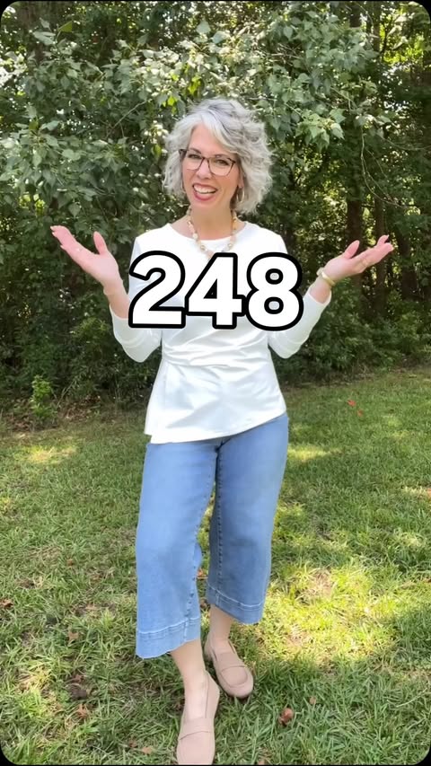 Instagram post by @simply.amber5.0 for ZESICA. Caption reads: [...] #petitefashion #over50fashion gifted by....