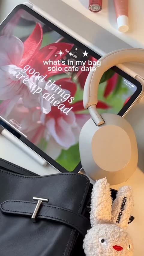 Instagram post by @studywithara for Paperlike. Caption reads: [...] bag from @letanneur ♡ • ipad pro m5 +....