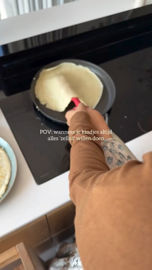 Instagram post by @cocktailsandcuddles for Dr. Oetker Baking Belgium. Caption reads: Advertentie | Eén van m’n favoriete dingen om....