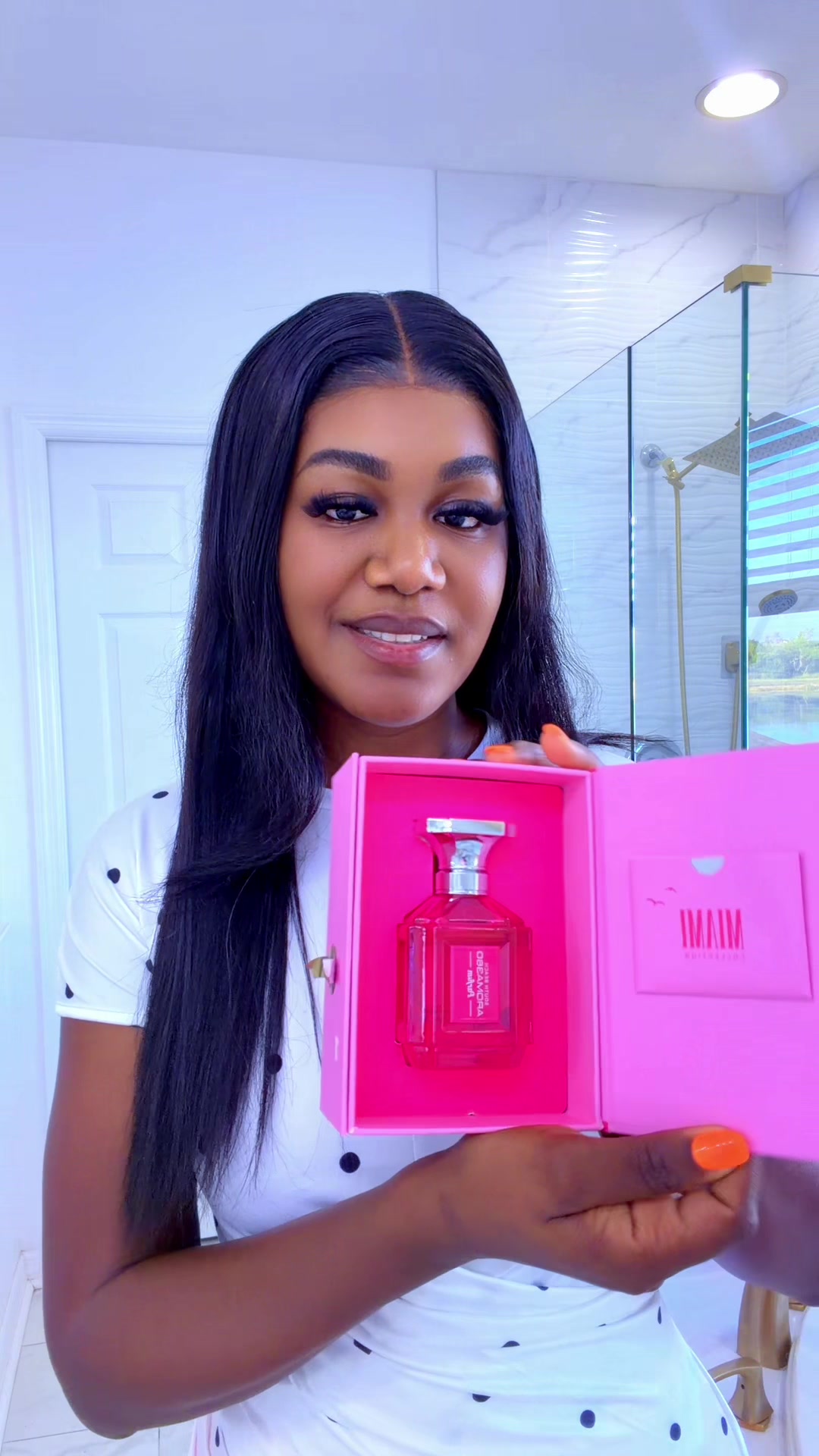 TikTok post by @stylebyrose2 for Aroma360. Caption reads: @Aroma360 Store Smells sooo good 👍🏿 #shopnow🛍....