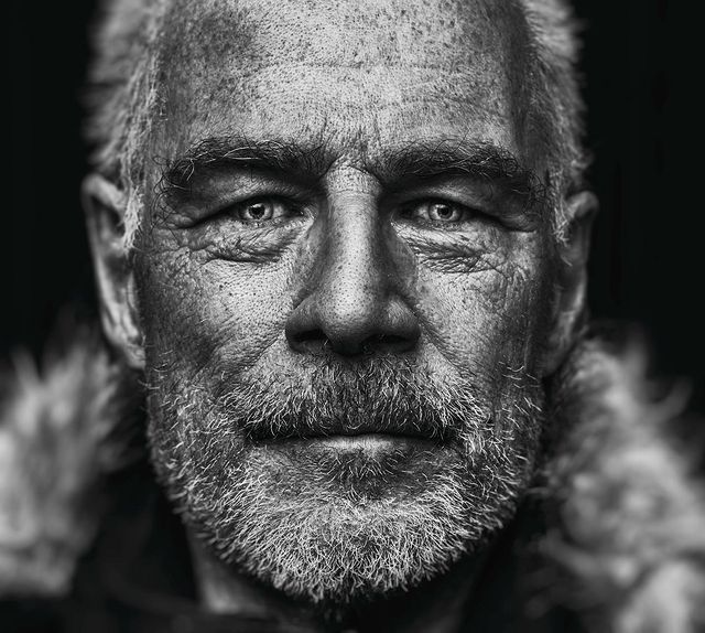 Instagram post by @philippe_echaroux for Elinchrom. Caption reads: [...] striking portraits illuminated by the....