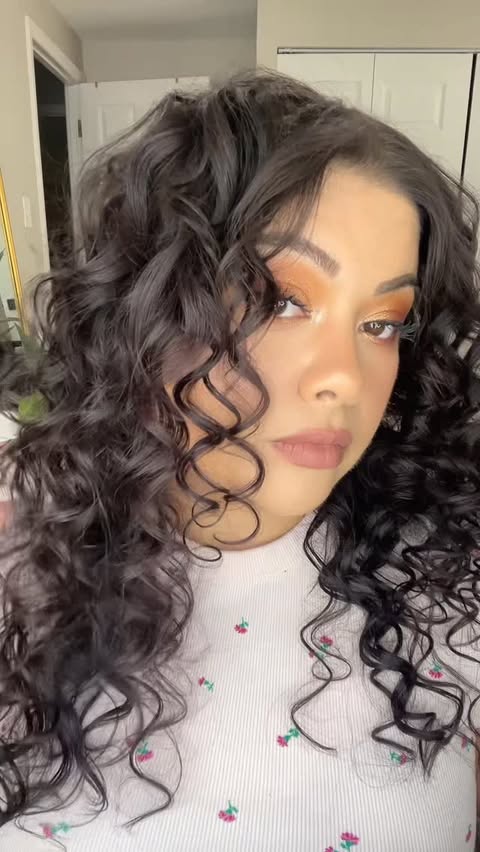 Instagram post by @es_jenny_solares for Sally Beauty. Caption reads: #sallybeautypartner Finally dropping the curly....