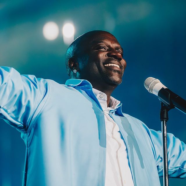 Instagram post by @akon for Rock in Rio. Caption reads: Um homem de hits 😮‍💨 Que show foi esse, Cidade....