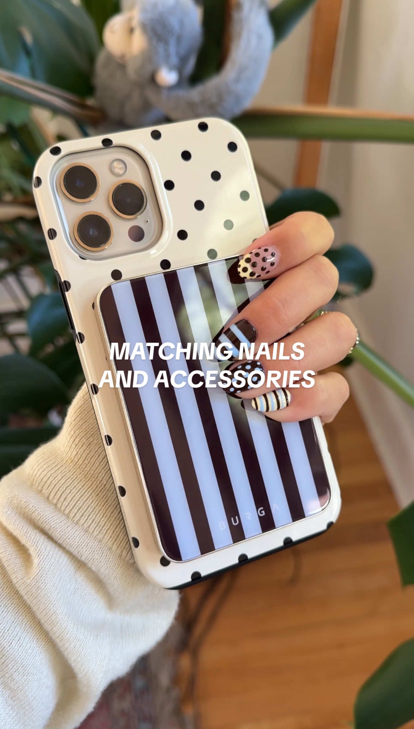 TikTok post by @saadiiie for BURGA. Caption reads: short nails are just as cutesy as long claws!....