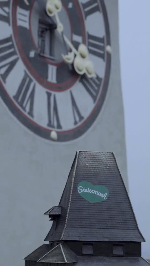 Instagram post by @grazwellness for Steiermark. Caption reads: [...] 41 minuten sehen, wieso die steiermark so....