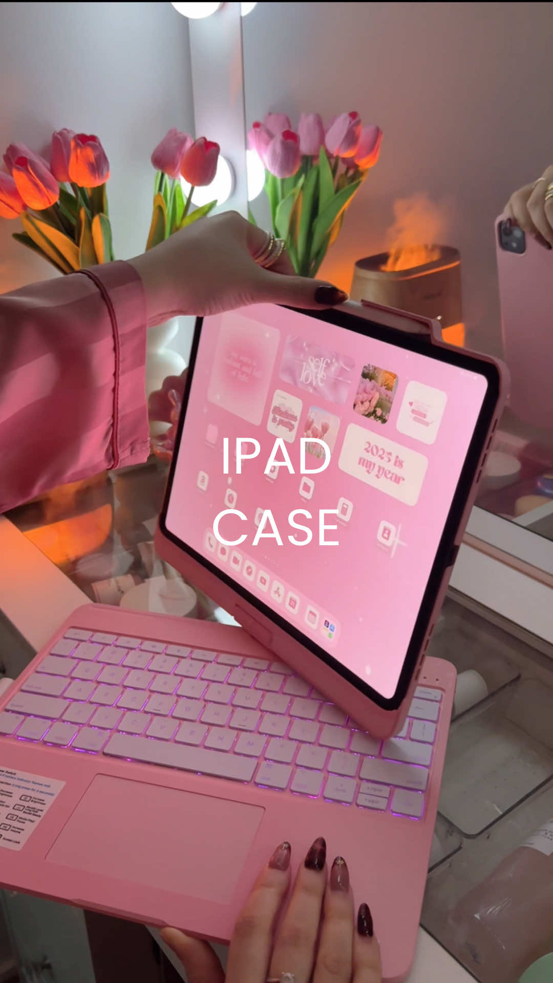 TikTok post by @silv_rlv for Typecase. Caption reads: [...] the keyboard lights are the cutest....