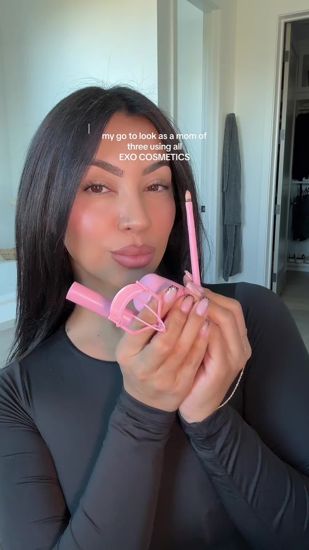 TikTok post by @evettexo for EXO Cosmetics. Caption reads: my go to look using all @EXO Cosmetics 💕✨....
