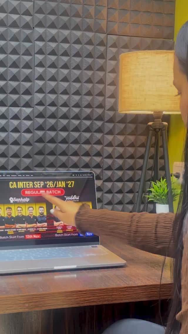 Instagram post by @commercememes1.0 for Unacademy. Caption reads: Get all benefits in one subscription! 😬

Get 60%....