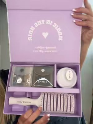 TikTok post by @uhatechloe for Gimme Beauty. Caption reads: @gimme beauty Limited Edition Hair Care Set [...].