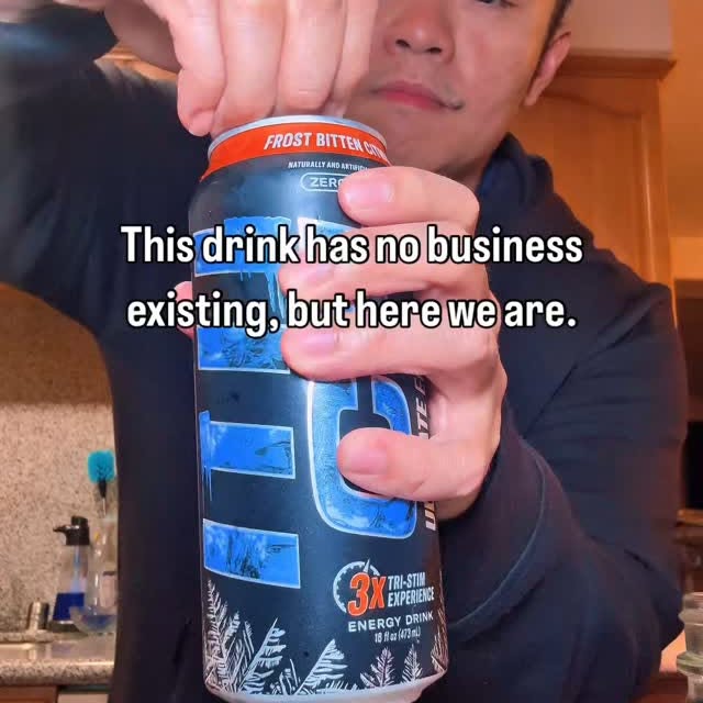 Instagram post by @heraldh for Cellucor. Caption reads: [...] 220mg caffeine

Use code: heraldh on....