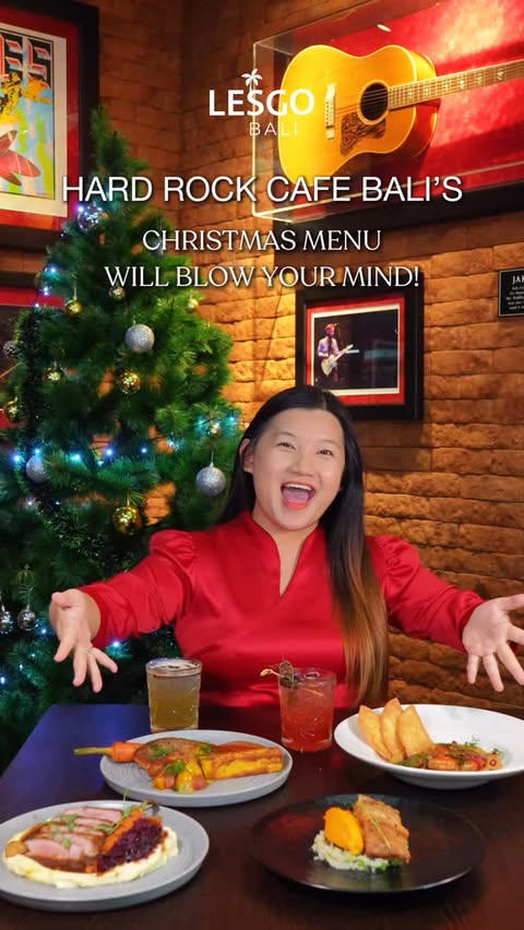 Instagram post by @lesgobali for Hard Rock Cafe. Caption reads: Christmas just got tastier at Hard Rock Cafe Bali!....