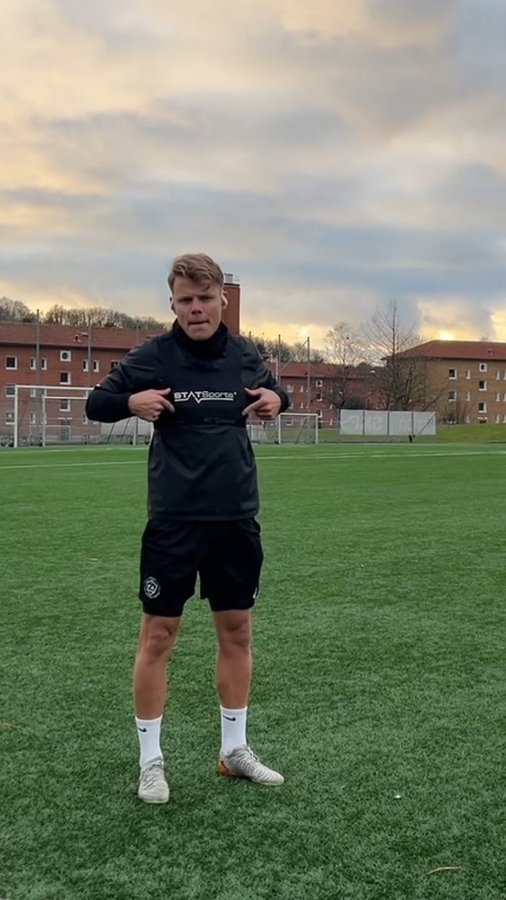 Instagram post by @freddie_academy for statsports. Caption reads: TOTAL DISTANCE‼️

This is a great baseline metric....