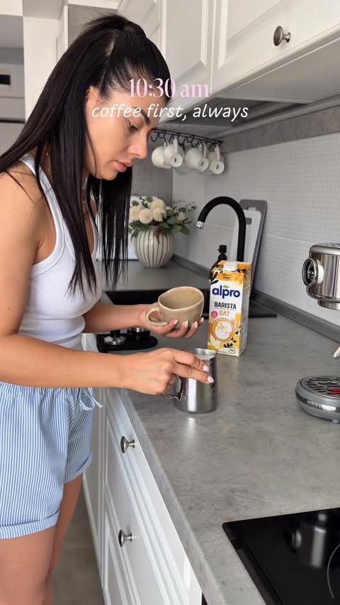 Instagram post by @raluca_cojocaru for Alpro. Caption reads: [...] o cafea si putin coffee art practice cu....