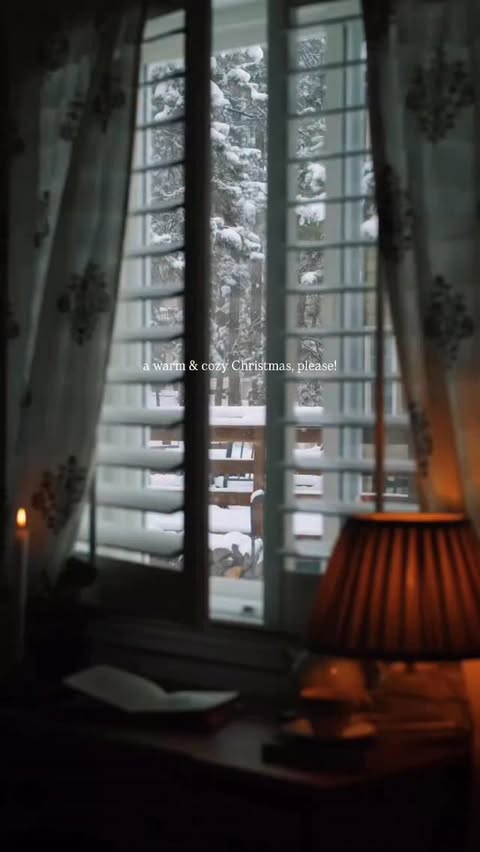 Instagram post by @cosyacademia for Jackery. Caption reads: [...] happiest warm and cozy at home....